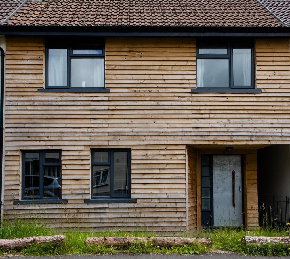 James' Place @ Bike Park Wales And The Brecon Beacons Мертир-Тидвилл Экстерьер фото